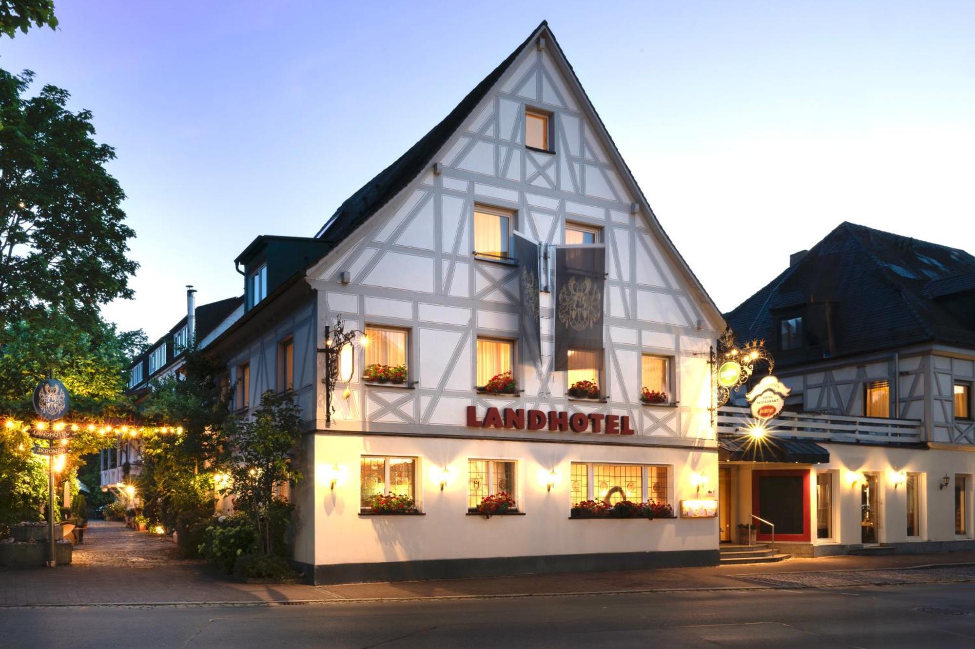Landhotel 3Kronen Adelsdorf Eksteriør bilde
