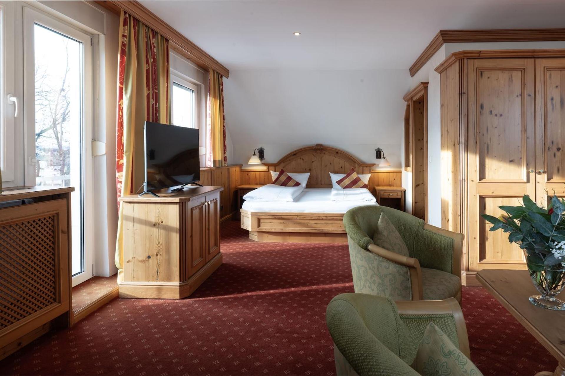 Landhotel 3Kronen Adelsdorf Eksteriør bilde